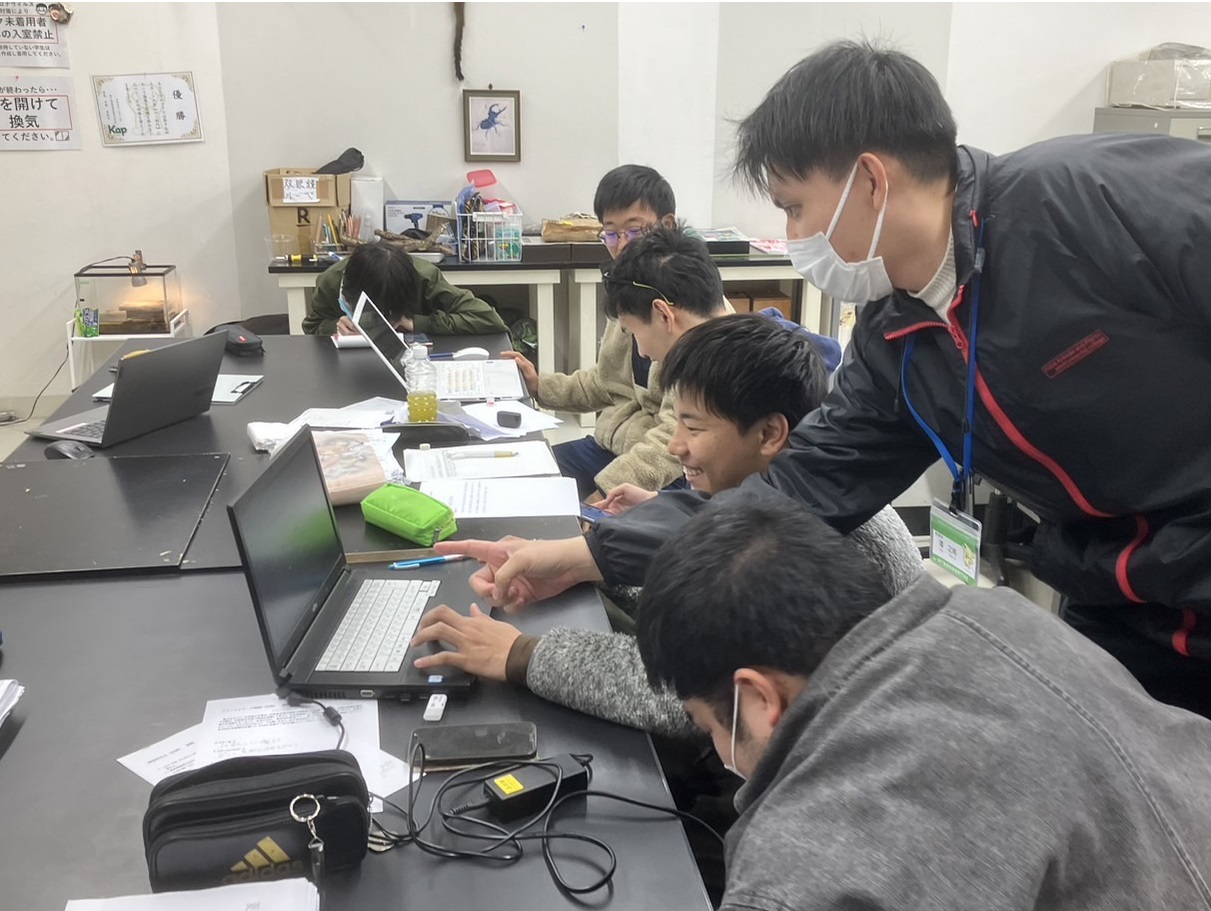 卒業研究発表に向けて★★★動物園ゼミ・野生生物ゼミが頑張ってます★★★